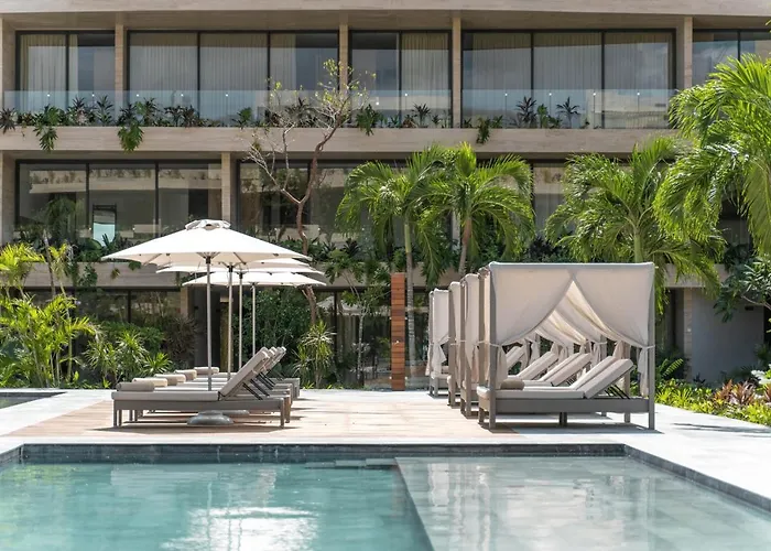 Mistiq Aparthotel