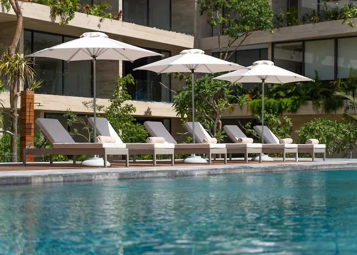 Mistiq Aparthotel 3*
